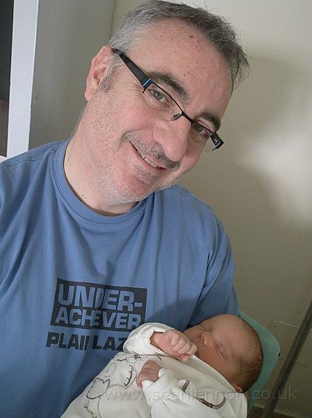 Loris Lennon (17-12-09) 002.jpg - OLYMPUS DIGITAL CAMERA         